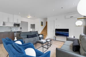 thumbnail: Living area