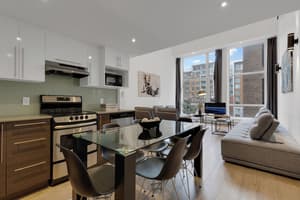 thumbnail: In-room dining