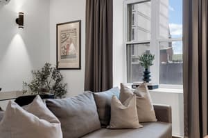 thumbnail: Living area