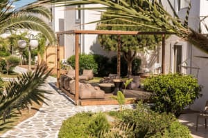 thumbnail: Garden view