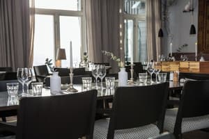 thumbnail: Restaurant