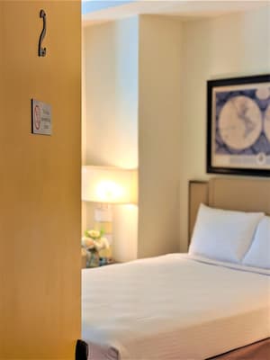 thumbnail: Room
