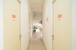 thumbnail: Interior detail