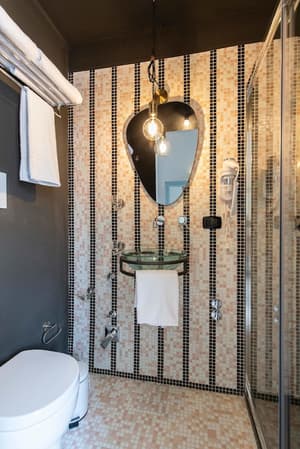 thumbnail: Bathroom