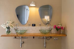 thumbnail: Bathroom sink