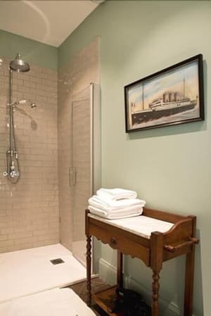 thumbnail: Bathroom shower