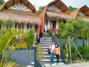 thumbnail: Exterior
