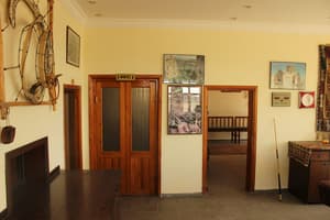 thumbnail: Interior