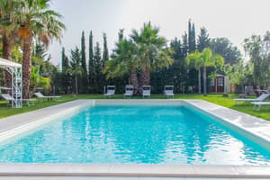 thumbnail: Outdoor pool