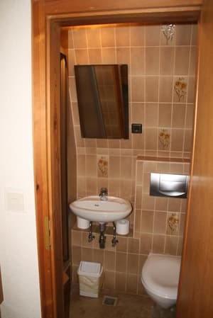 thumbnail: Bathroom