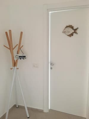 thumbnail: Interior detail