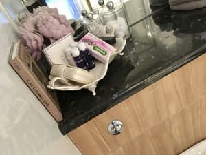 thumbnail: Bathroom amenities