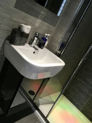 thumbnail: Bathroom shower