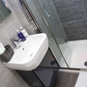 thumbnail: Bathroom sink