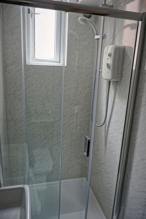 thumbnail: Bathroom shower