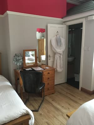 thumbnail: Room