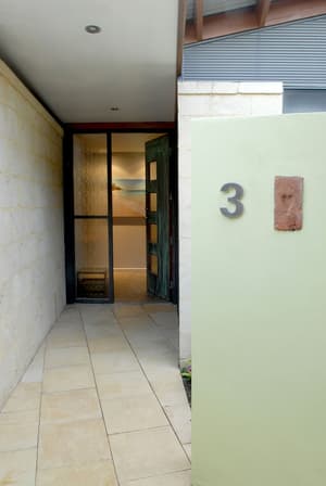 thumbnail: Interior entrance