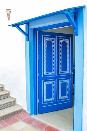 thumbnail: Interior entrance