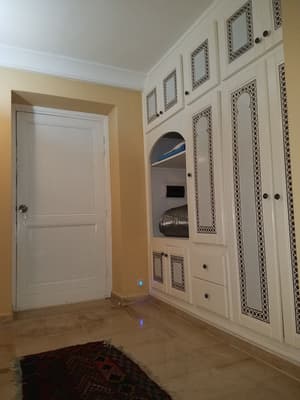 thumbnail: Interior