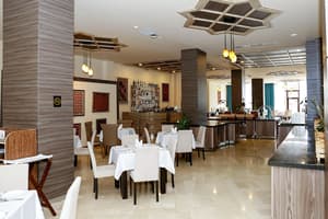 thumbnail: Restaurant