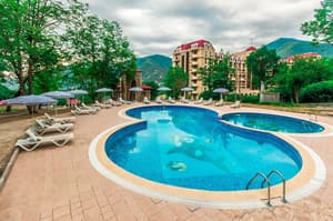 thumbnail: Outdoor pool