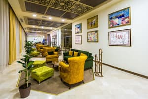 thumbnail: Lobby lounge