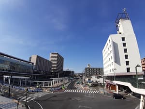 thumbnail: Exterior