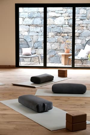 thumbnail: Yoga