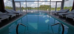 thumbnail: Indoor/outdoor pool