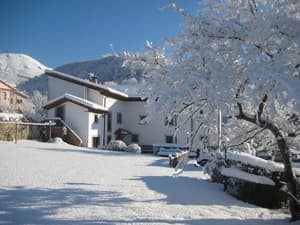 thumbnail: Exterior