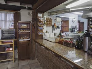thumbnail: Breakfast area