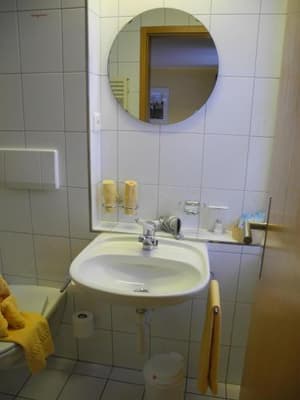 thumbnail: 43287647.jpg