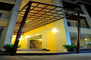 thumbnail: Property entrance