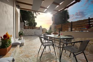 thumbnail: Terrace/patio