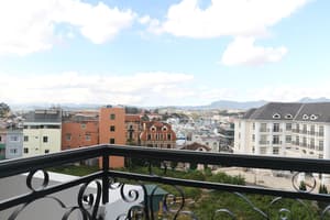 thumbnail: Balcony