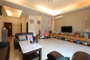 thumbnail: Living area