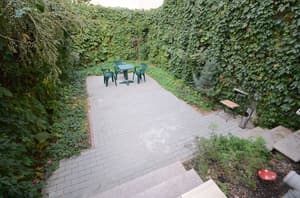 thumbnail: Garden