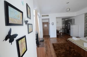 thumbnail: Interior detail