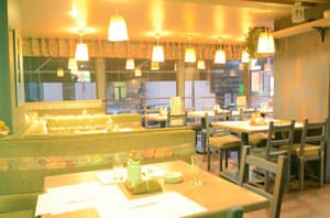 thumbnail: Restaurant