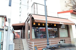thumbnail: Restaurant