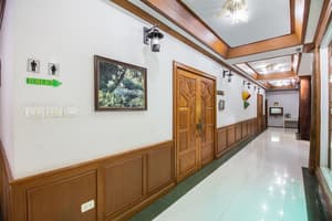 thumbnail: Interior