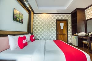 thumbnail: Room