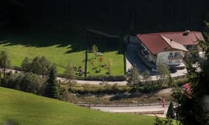 thumbnail: Property grounds
