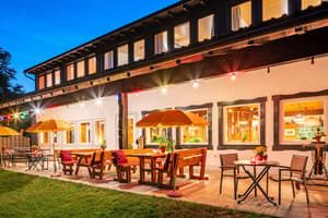 thumbnail: Restaurant