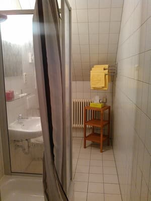 thumbnail: Bathroom shower