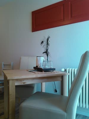 thumbnail: In-room dining