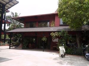 thumbnail: Exterior