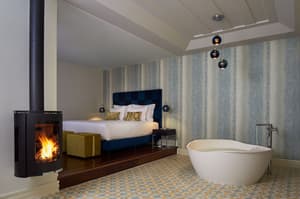 thumbnail: Interior