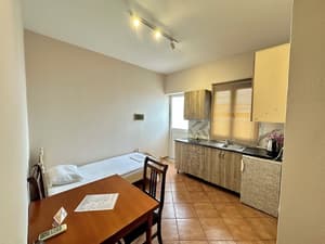 thumbnail: Private kitchenette