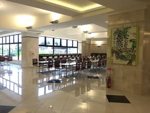 thumbnail: Breakfast area